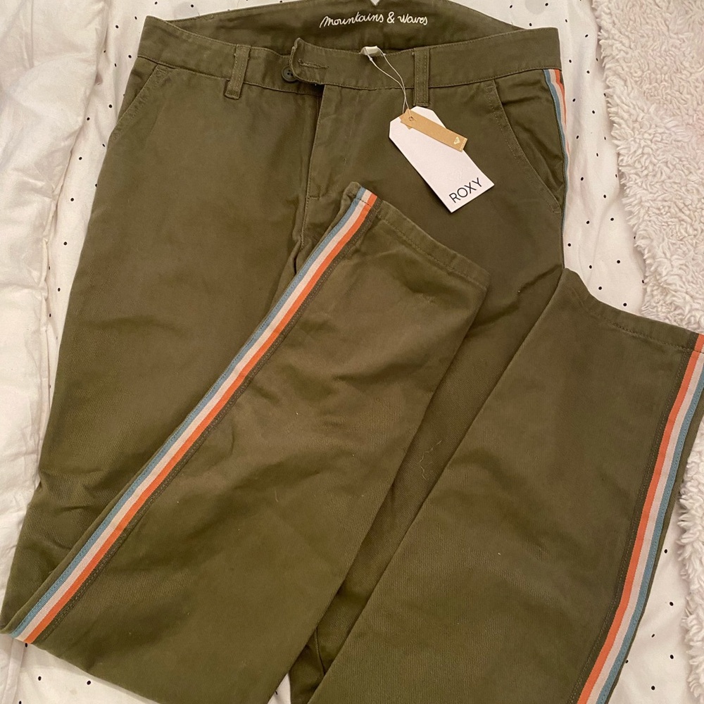 NWT Roxy Olive Green MPants with Striped Detail